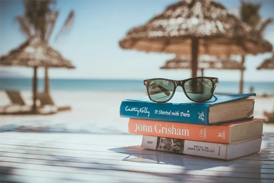 Entdecke die Sommer Einrichtungstrends 2024: Natürliche Materialien, frische Farbpaletten und nachhaltige Möbel für ein einladendes Zuhause.