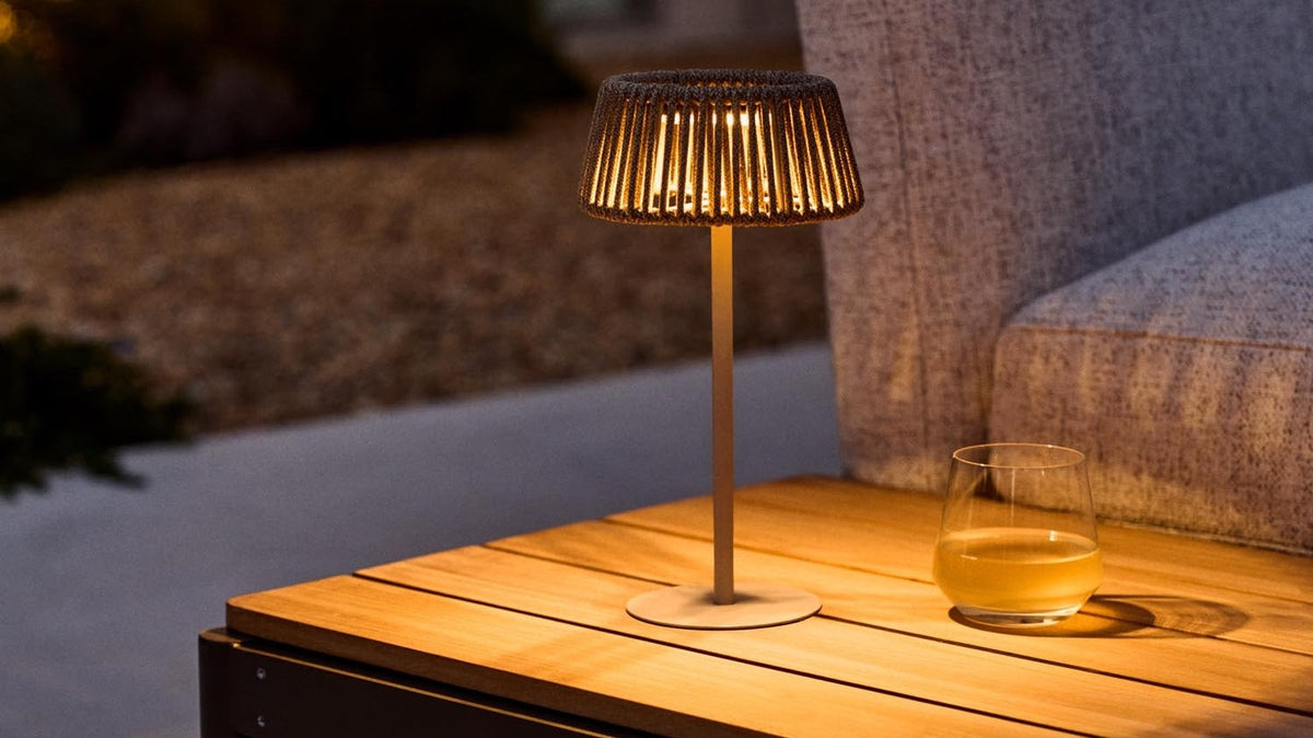 Elegante Möbel der Aldet Kollektion von Kave Home, modernes Design, stilvolle Farben und hochwertige Materialien.