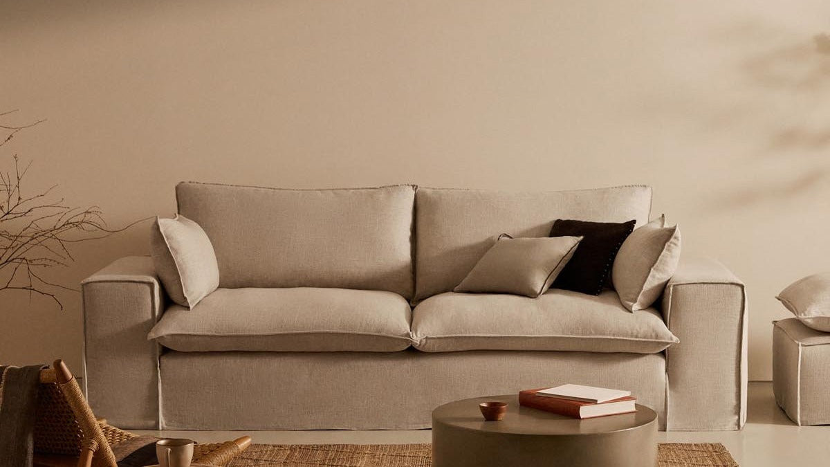 Elegante Anarela Kollektion von Kave Home: stilvolle Möbel und Accessoires in harmonischen Farben und modernem Design.