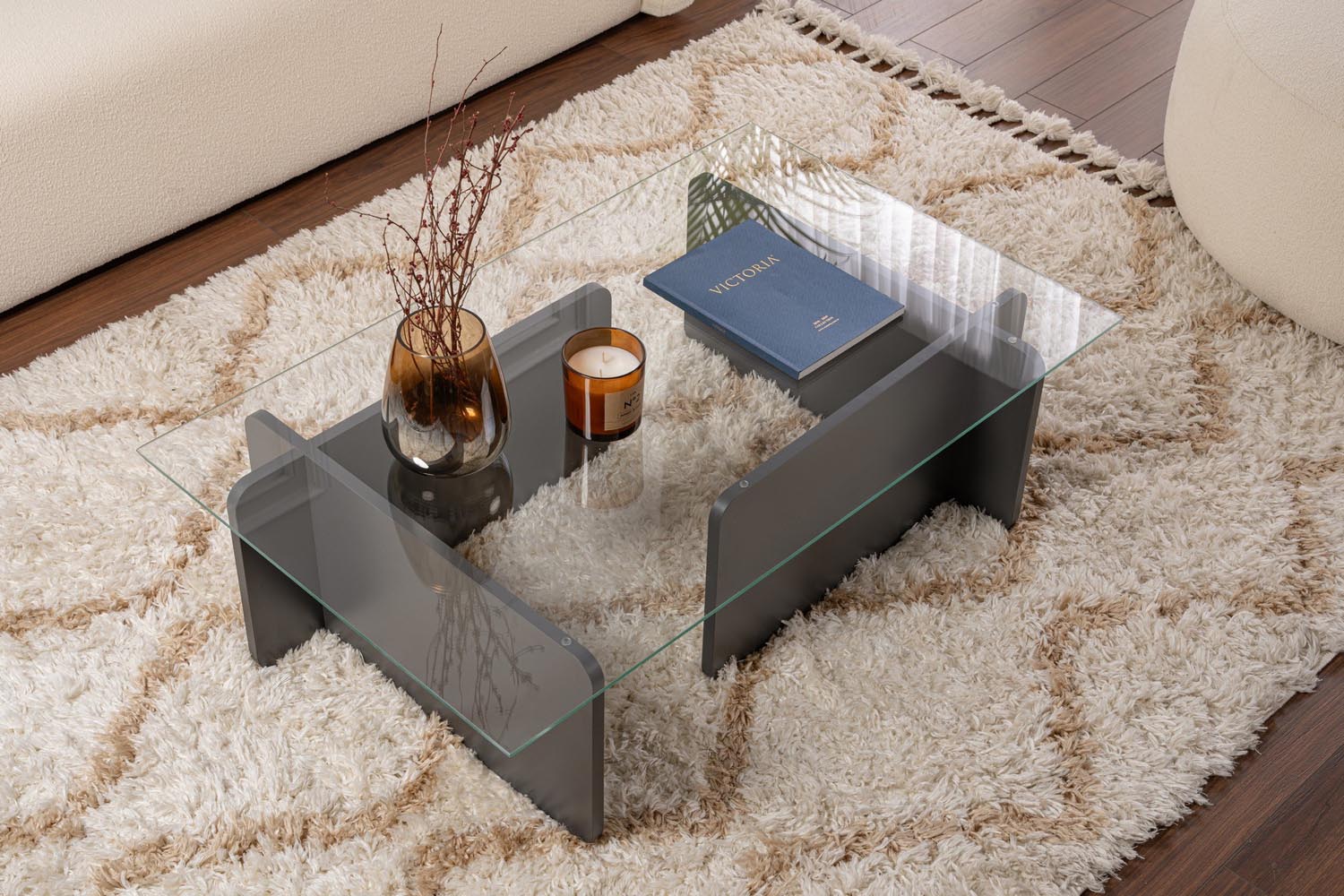 Die Flavio Nordure Kollektion vereint modernes Design, hochwertige Materialien und nachhaltige Produktion für elegante, langlebige Wohnaccessoires in verschiedenen Stilen.