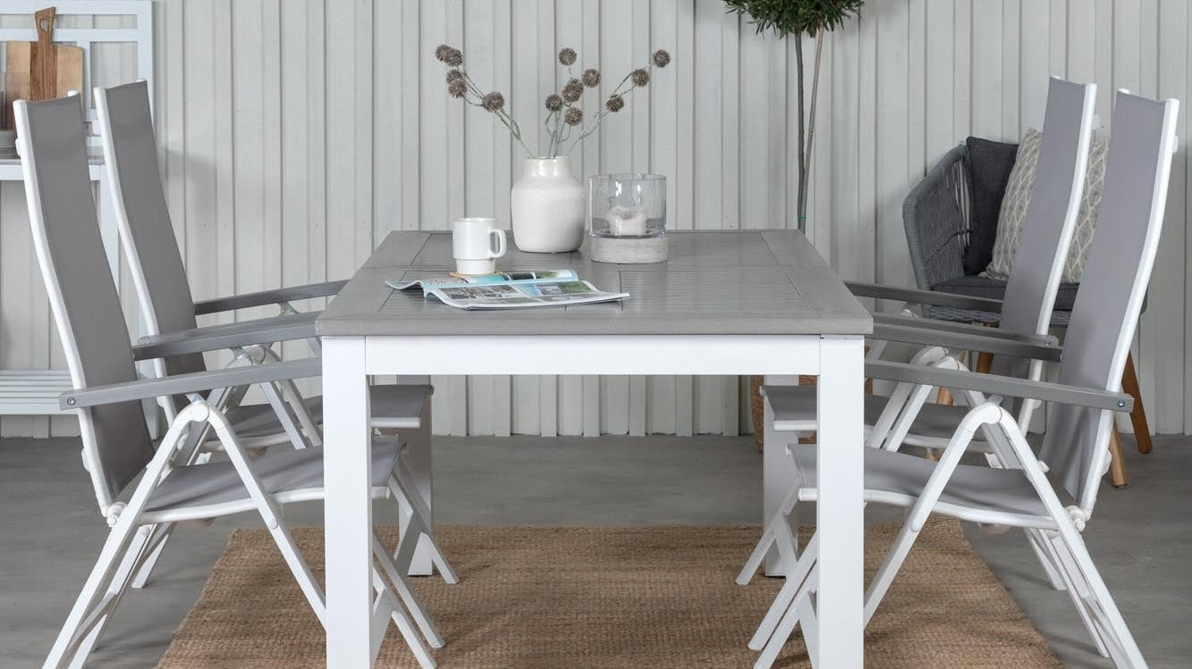 Entspanne stilvoll im Freien mit der Albany Kollektion von Venture Home. Wetterfeste Loungemöbel, Sessel und Tische für deine Outdoor-Oase!