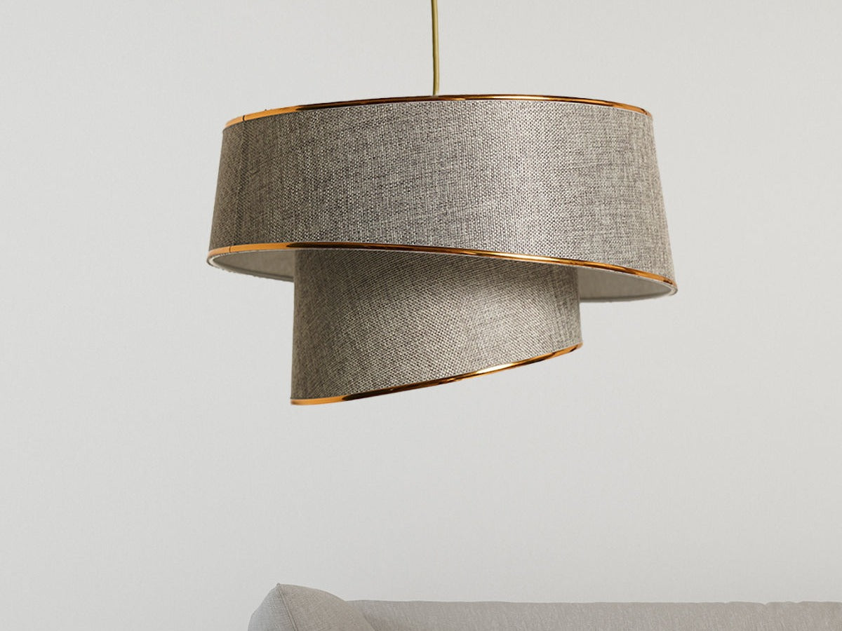 Elegante Haarspangen der Barette Kollektion von Opviq, ideal für stilvolle Akzente und vielseitige Frisuren.