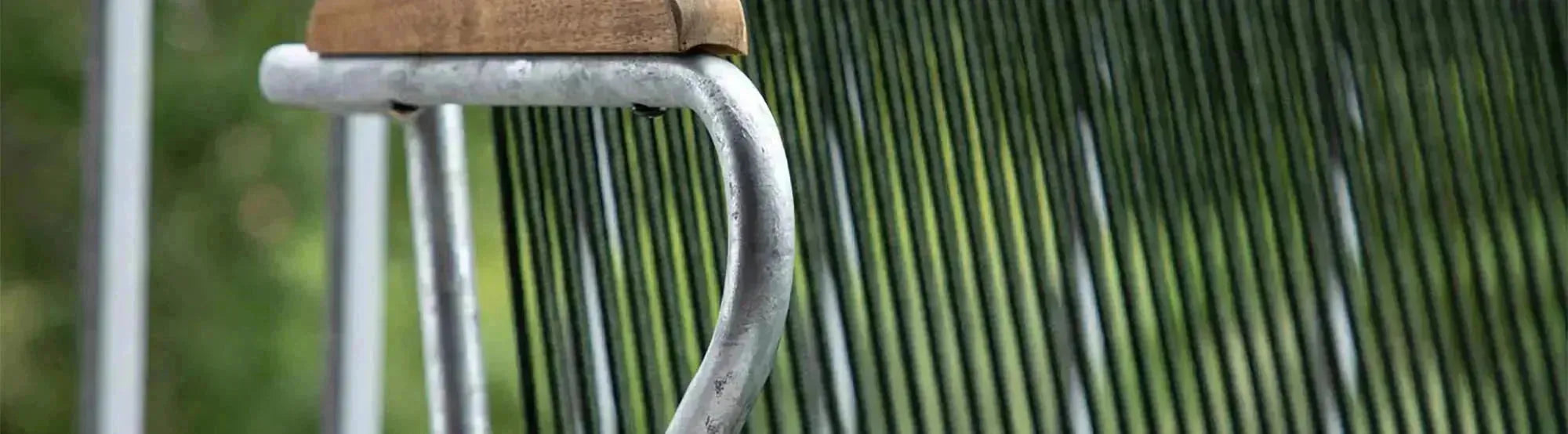 Entdecke die Bois-Kollektion von Venture Home: stilvolle, wetterfeste Outdoor-Möbel aus hochwertigem Holz für deinen Aussenbereich.