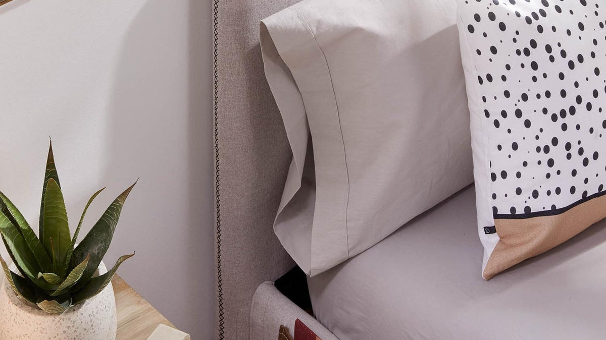 Elegante Dyla Kollektion von Kave Home: stilvolle Möbel und Accessoires in harmonischen Farben für modernes Wohnen.