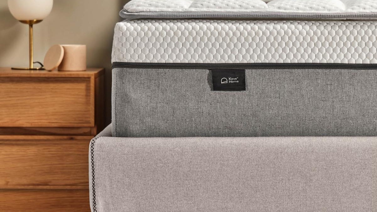 Elegante Möbel der Eva Kollektion von Kave Home, modernes Design, stilvolle Farben und hochwertige Materialien.
