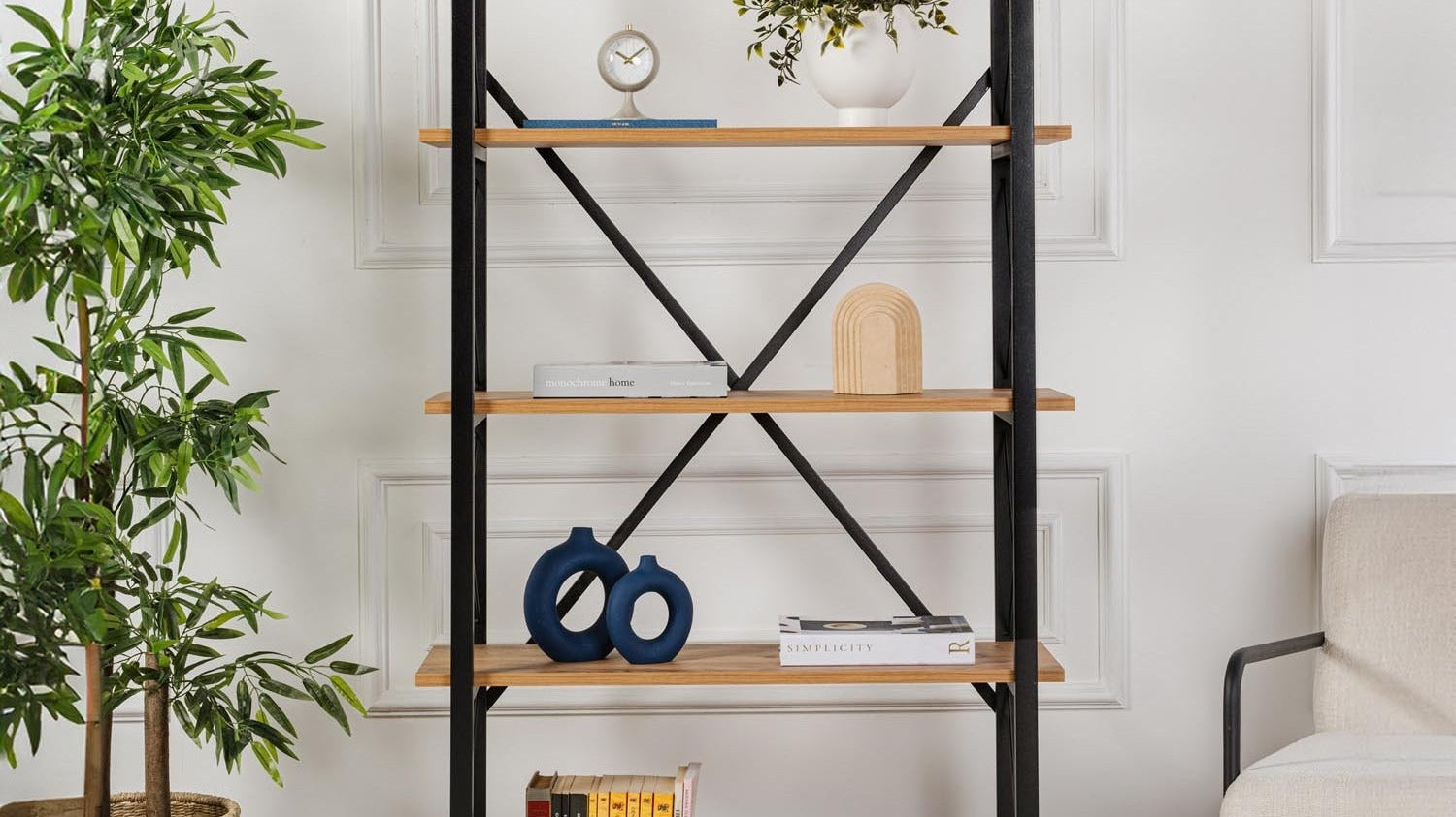 Elegante Elysian Kollektion von Nordure: stilvolle Accessoires in sanften Farben, ideal für jeden Anlass.
