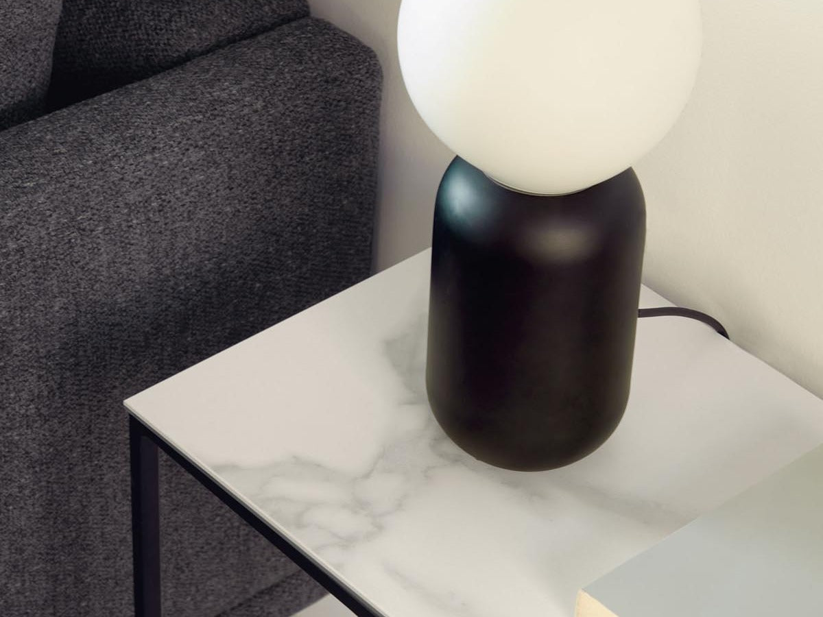 Elegante Rewena Kollektion von Kave Home: stilvolle Möbel und Accessoires in harmonischen Farben und modernem Design.