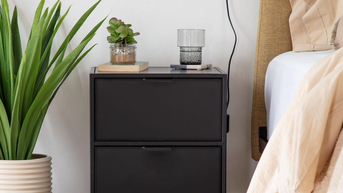 Elegante Möbel der Shantay Kollektion von Kave Home, stilvolles Design in warmen Erdtönen und modernen Formen.
