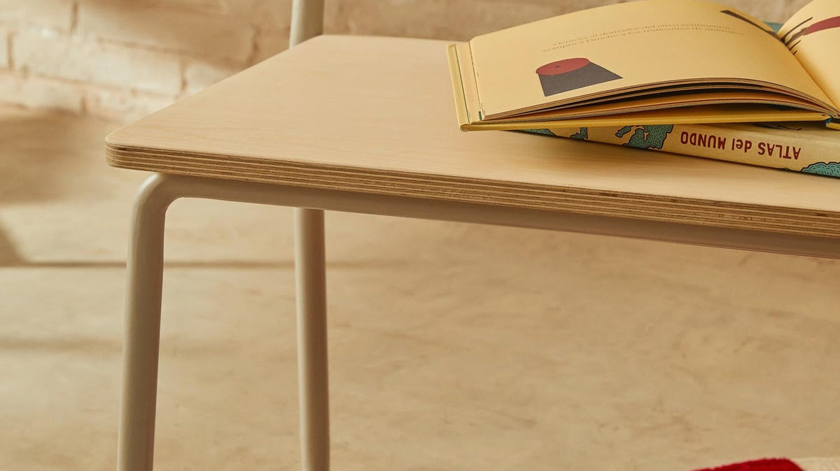 Elegante Tinn Kollektion von Kave Home: stilvolle Möbel und Accessoires in modernem Design, ideal für jedes Zuhause.