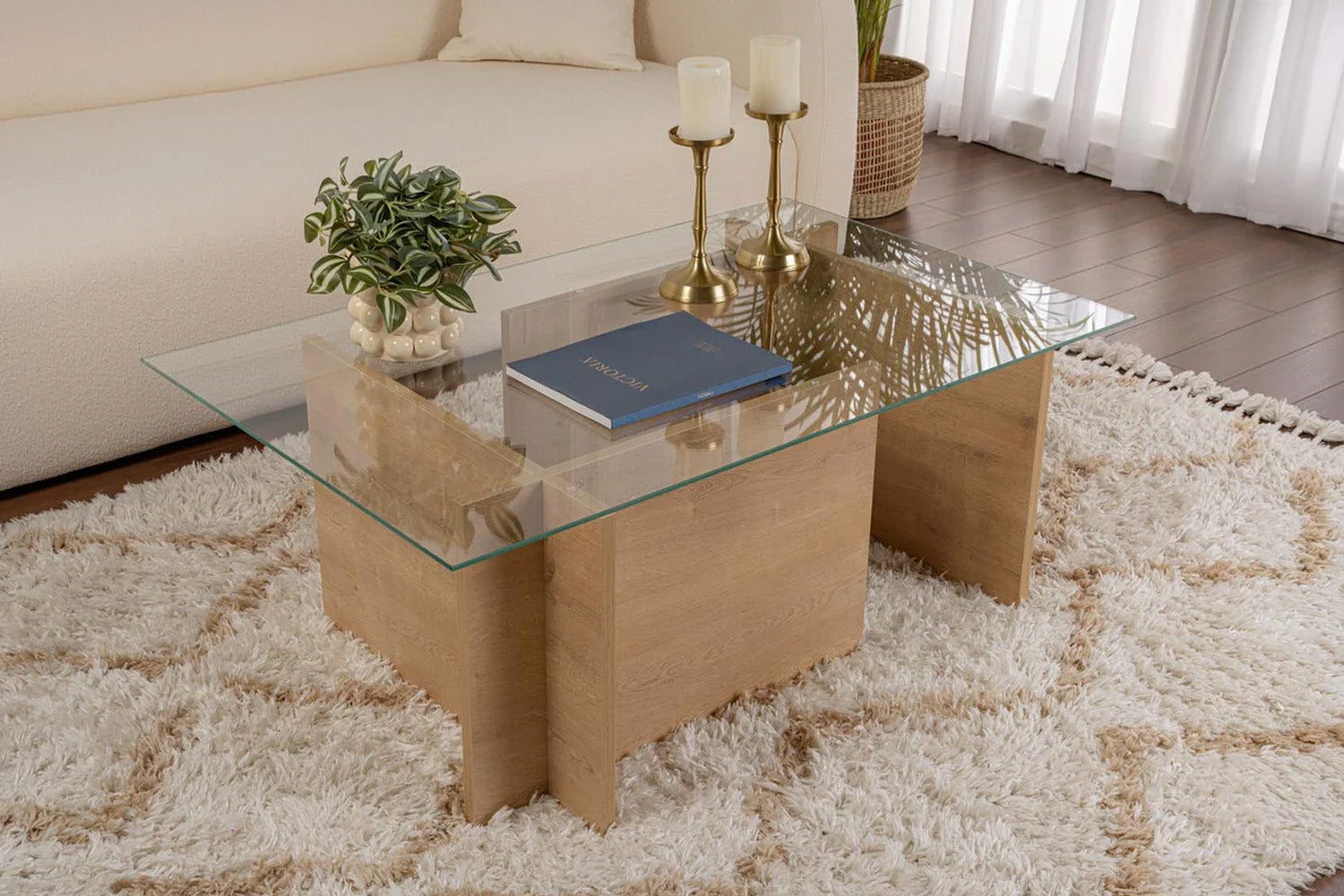 Vetrino Nordure Kollektion vereint elegantes Design, nachhaltige Materialien und vielseitige Funktionalität für den modernen Lifestyle.