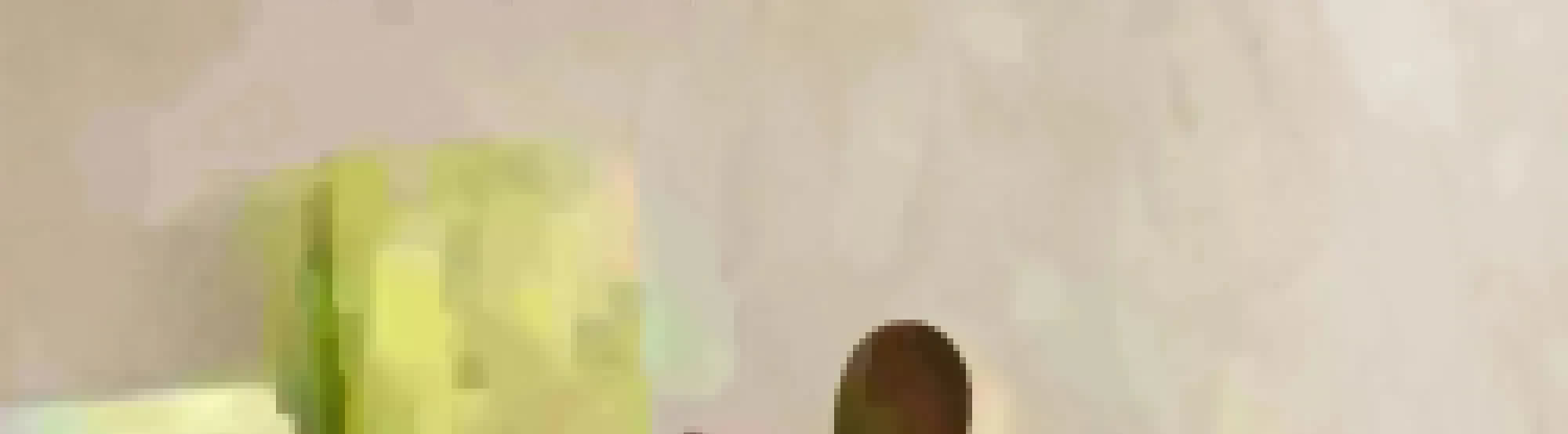 Entdecke die Vuelta Kollektion von Ferm Living: skulpturale Leuchten mit dimmbarem Licht, USB-Anschluss und elegantem Design für jeden Raum.