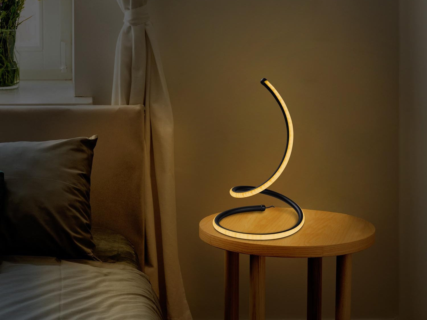 Bunte, fröhliche Produkte der Yay Kollektion von Opviq, ideal für kreative und verspielte Wohnräume.