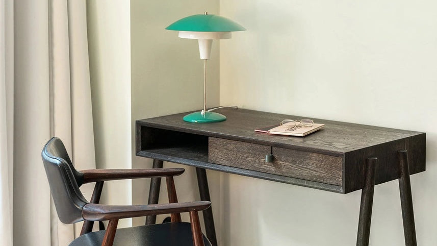 Aloox Schrank von Tamo aus Holz mit moderner, reduzierter Gestaltung