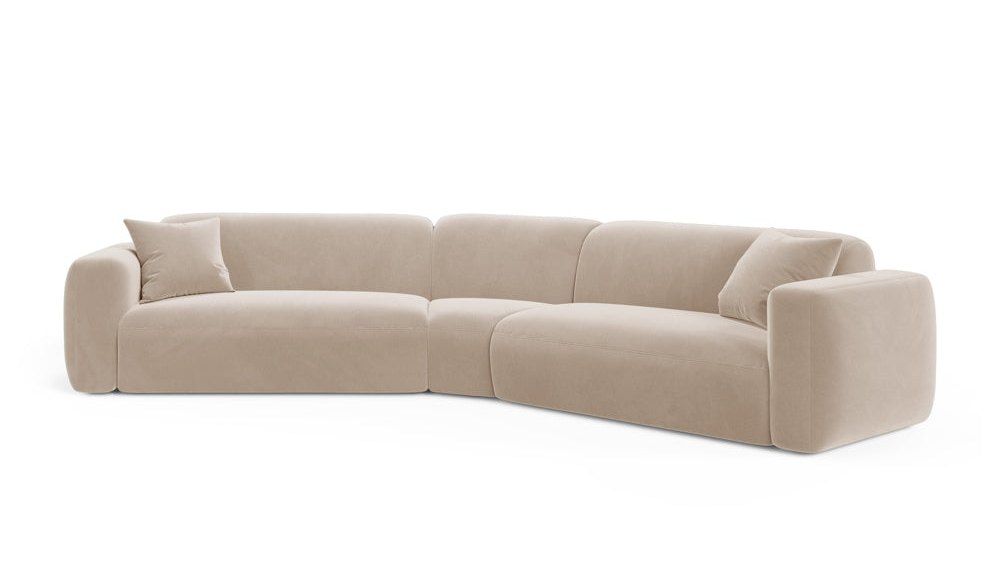 Strino Ecksofa von Cosmopolitan Design in Beige mit Velours-Bezug und schwarzen Füssen im Wohnzimmer
