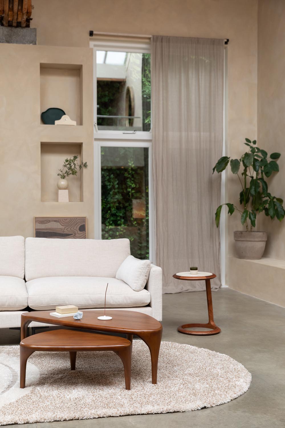 Zuiver Doppio: Innovativer Beistelltisch mit doppeltem Ring-Design.