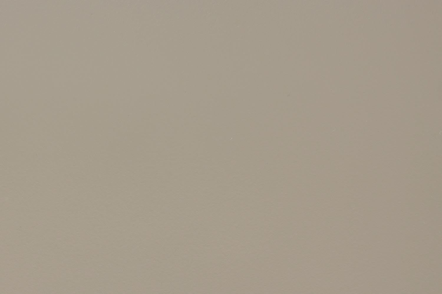 Der Horizon Gartenstuhl von Zuiver vereint Leichtigkeit und Funktionalität. Stapelbar und aus robustem Polypropylen, ideal für jedes Wetter!