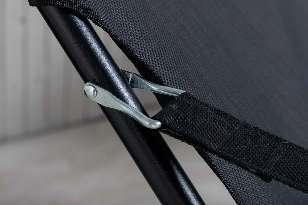 Sevilla Sun Lounge in Schwarz präsentiert im Onlineshop von KAQTU Design AG. Liegestuhl ist von Venture Home