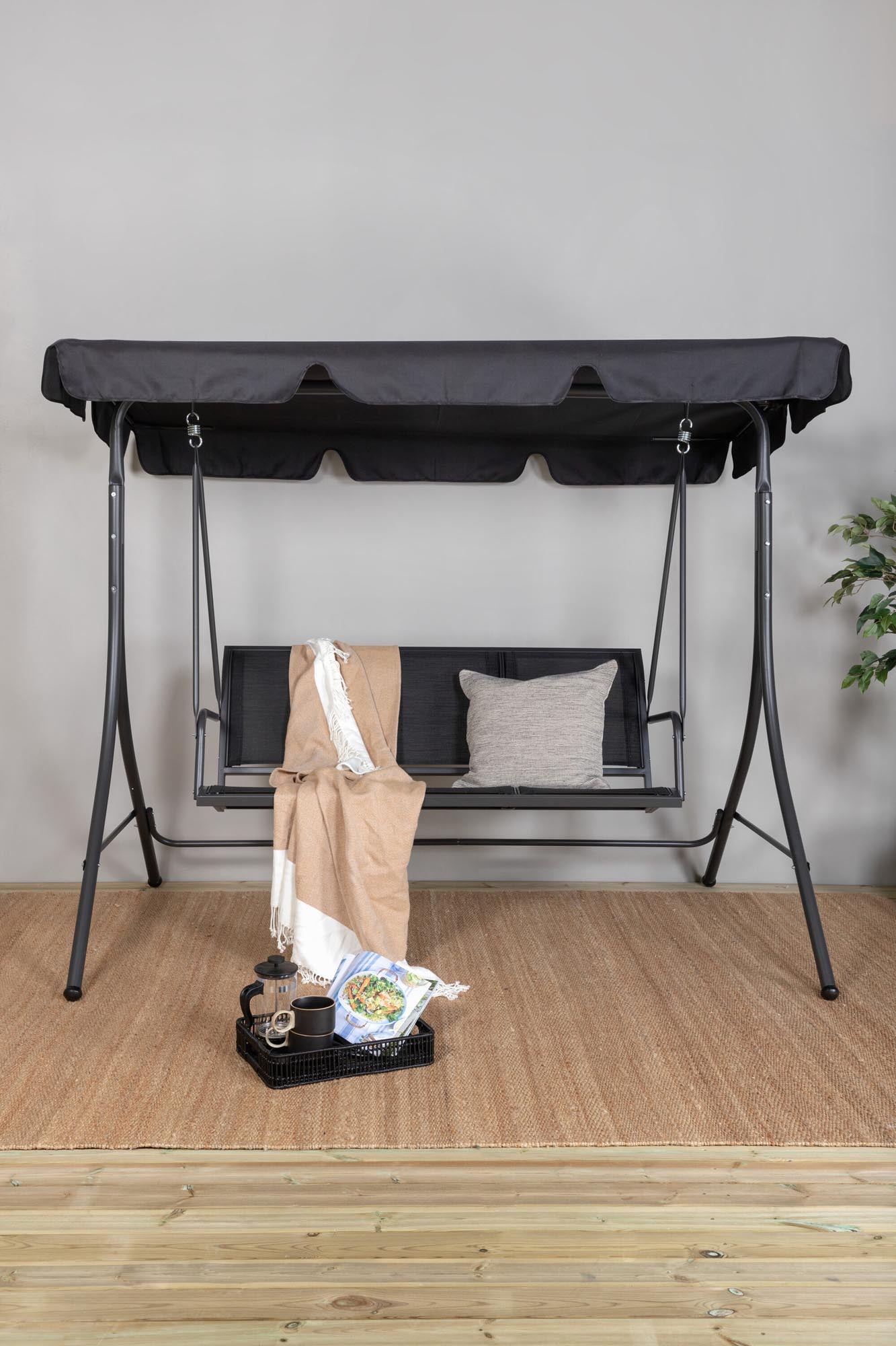 Stylisches Montreal Sofa von Venture Home: Komfortable Dreisitzer-Hängematte, wetterfest, langlebig, perfekter Rückzugsort für entspannte Stunden im Freien.