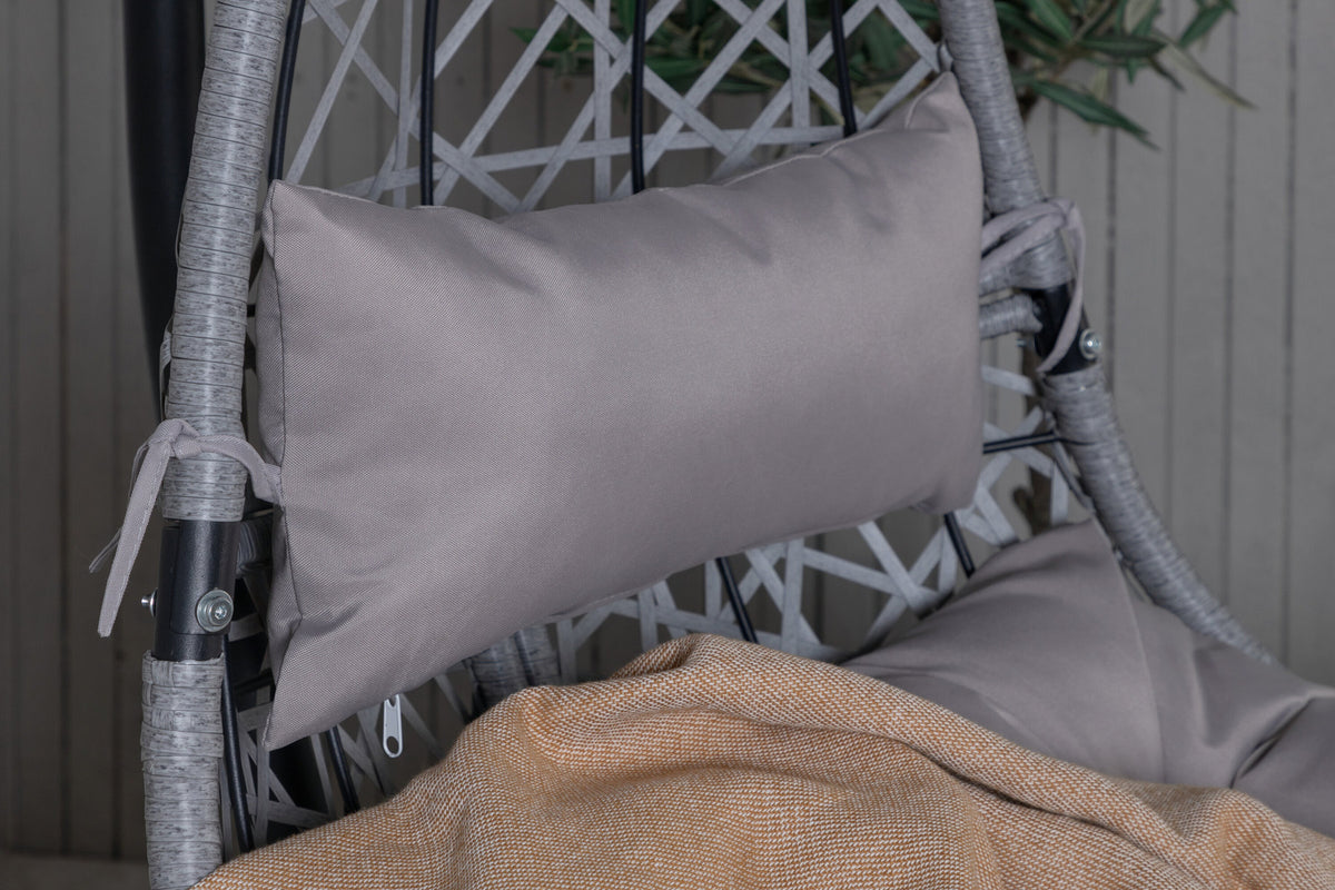 Edinburgh Hängesessel in Grau präsentiert im Onlineshop von KAQTU Design AG. Outdoor-Sessel ist von Venture Home