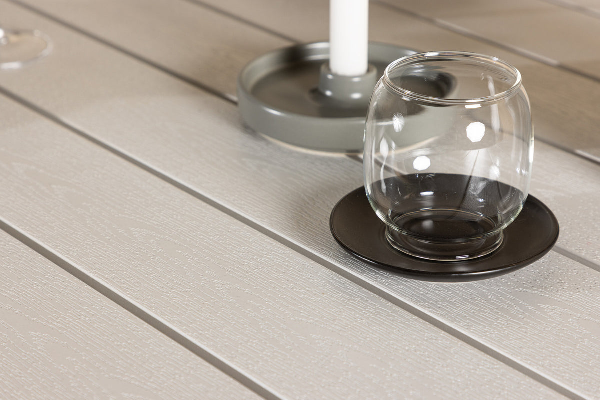Break Gartentisch rechteckig in Weiss präsentiert im Onlineshop von KAQTU Design AG. Gartentisch ist von Venture Home