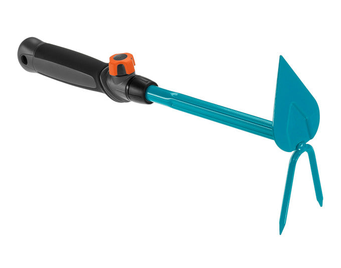 GARDENA Handdoppelhacke Combi herzförmig 6 cm in präsentiert im Onlineshop von KAQTU Design AG. Gartenwerkzeug ist von GARDENA