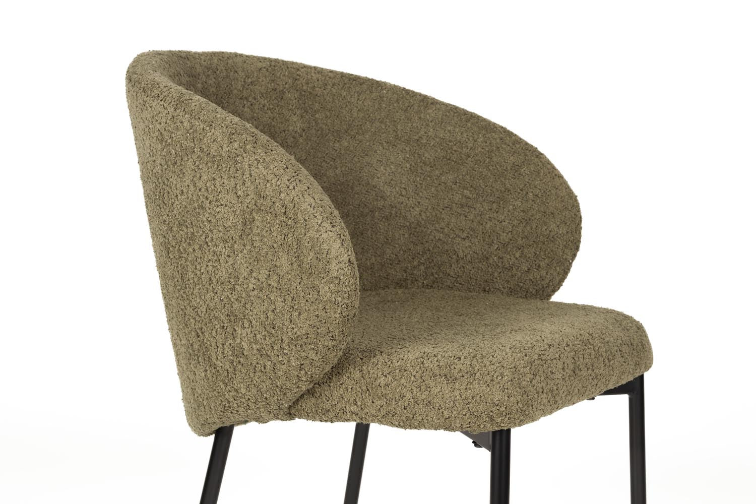 Ayle Stuhl: Zeitloses Design trifft auf höchsten Sitzkomfort.