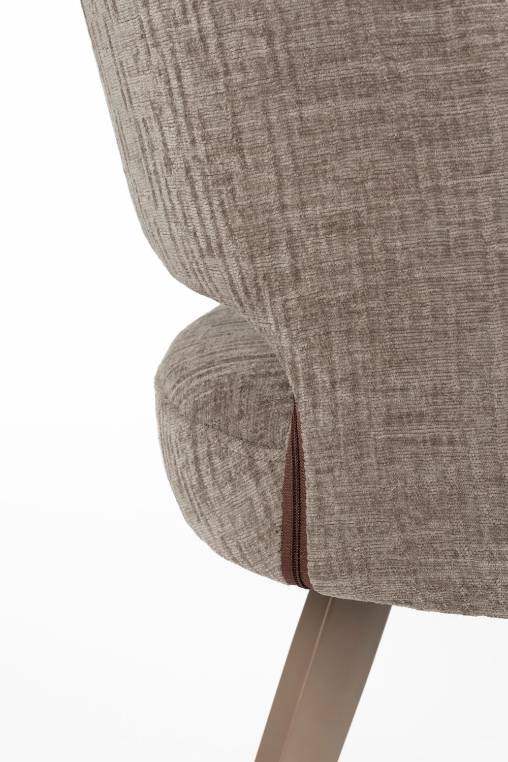 Yves Stuhl von White Label Living: Stilvoller Esszimmerstuhl mit hochwertigem Polyesterbezug und elegantem Design für jeden Raum.