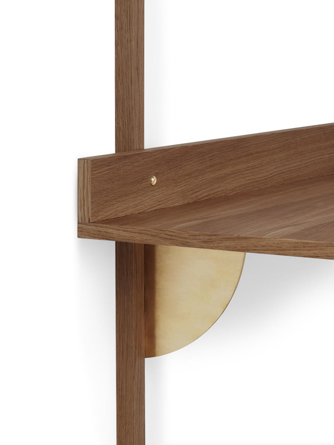 Stilvoller Sector Desk von Ferm Living aus edlem Eichenholz.