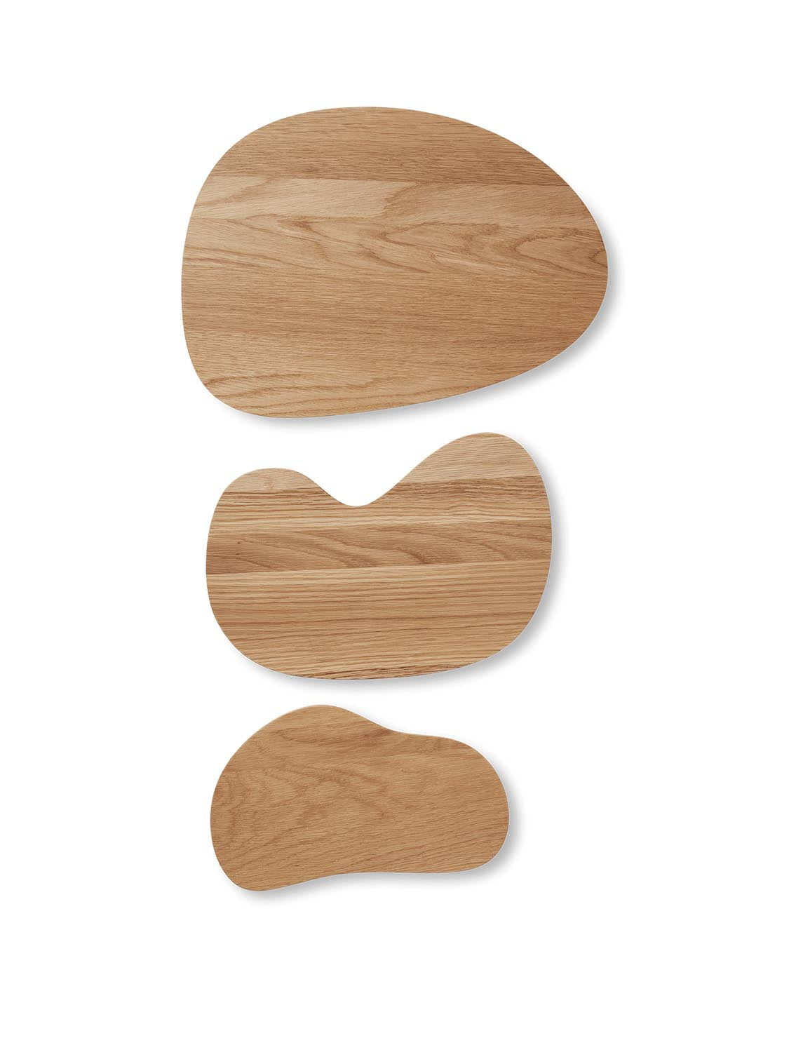 Cairn Cutting Boards Set of 3 in Oak präsentiert im Onlineshop von KAQTU Design AG. Schneidbrett ist von Ferm Living