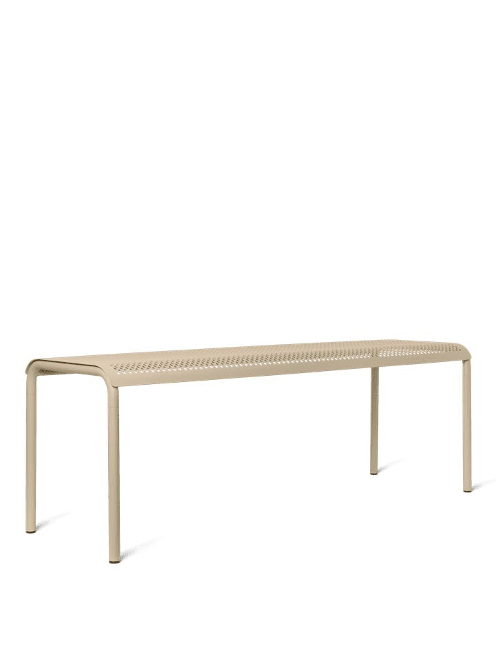 Dapple Bank in Kaschmir präsentiert im Onlineshop von KAQTU Design AG. Gartenbank ist von Ferm Living