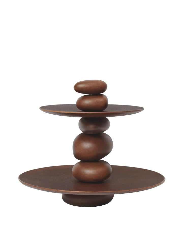 Pebble Dessert Stand in Dunkelbraun präsentiert im Onlineshop von KAQTU Design AG. Kuchenuntersatz ist von Ferm Living