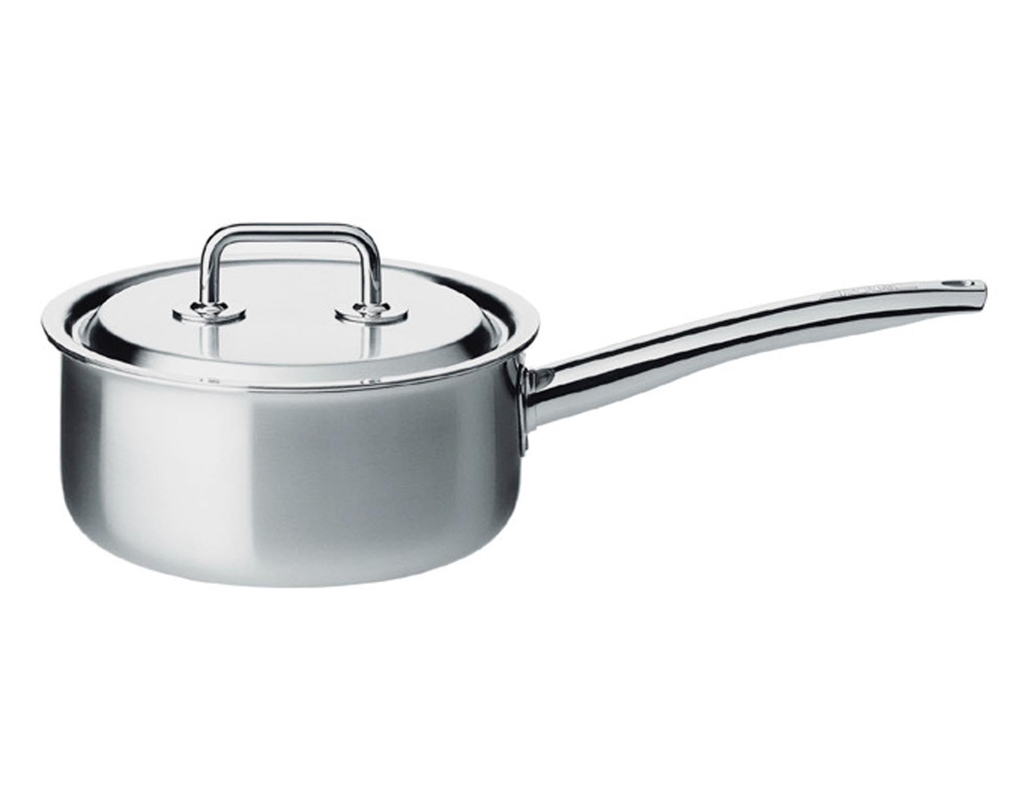 Entdecken Sie die SPRING Stielkasserolle Brigade Premium ø 18 cm aus Edelstahl. Ideal für Saucen, Suppen und energiesparendes Kochen. Vielseitig und elegant!