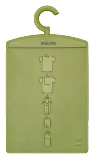 BRABANTIA Wäsche Faltbrett calm green in präsentiert im Onlineshop von KAQTU Design AG. Haushaltshilfen ist von BRABANTIA