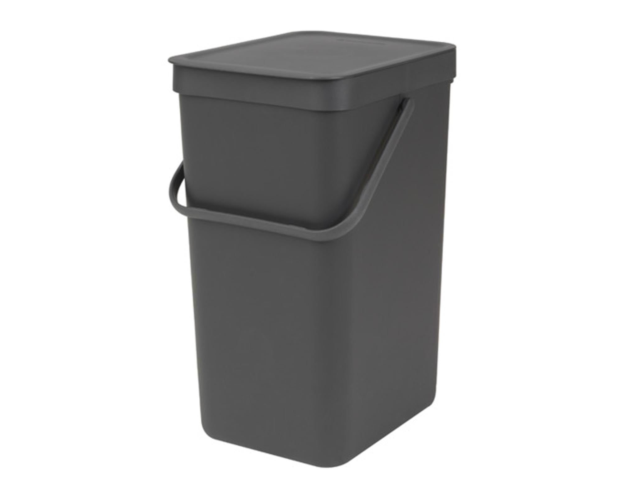 Entdecken Sie den BRABANTIA Abfallbehälter Sort&Go 16 l in grau – ideal für umweltbewusstes Mülltrennen, ästhetisch und funktional, BPA-frei.