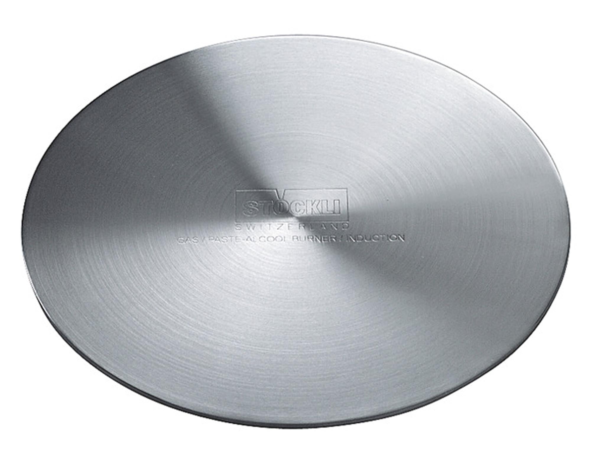 Die STÖCKLI Wärmeverteilplatte ø 14 cm sorgt für gleichmäßige Wärmeverteilung beim Fondue und Raclette. Hochwertig, kompakt und pflegeleicht.