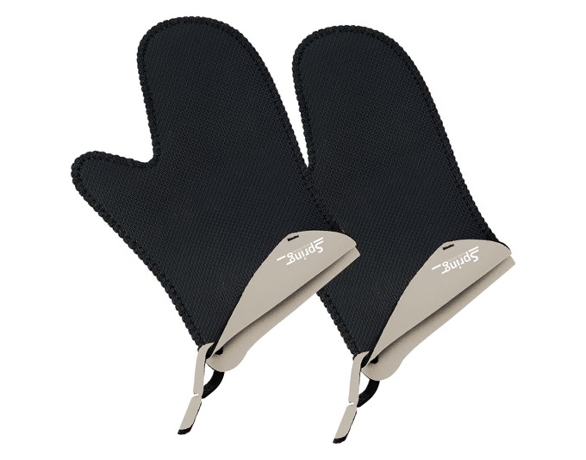 Entdecken Sie die SPRING Topfandschuhe kurz grau – hitzebeständig, pflegeleicht und ideal für sicheres Backen. Perfekter Halt und Komfort!