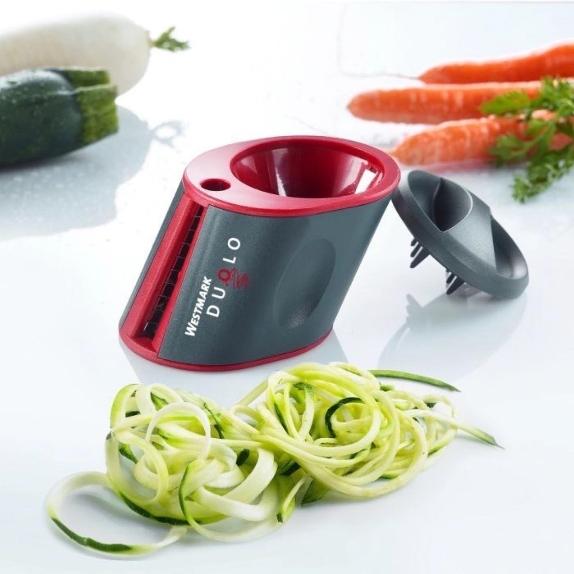 Praktischer Spiralschneider von Westmark, perfekt für Gemüse, kompakt und scharf, Masse: 8x6.7x8cm, leicht zu handhaben.