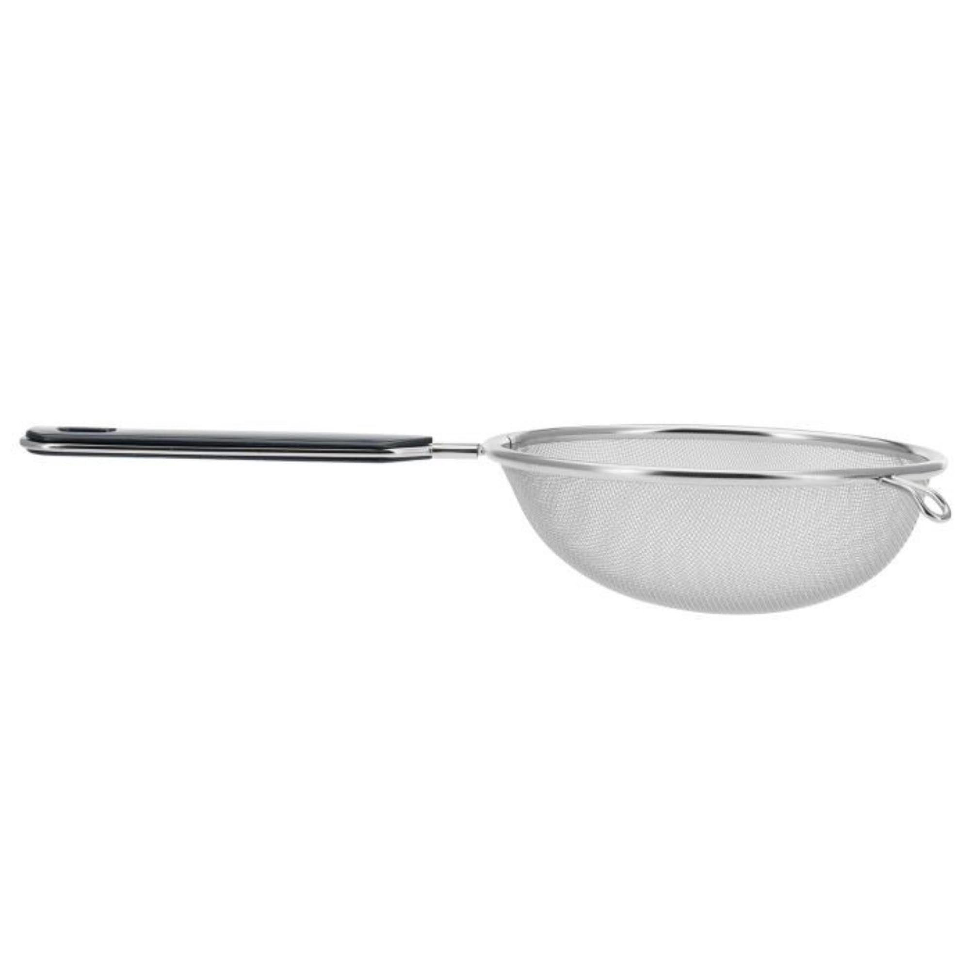 Robustes Haushaltssieb von Westmark, 27x10x4cm, vielseitig für Küche und Haushalt, traditionelles Design, langlebig und praktisch.