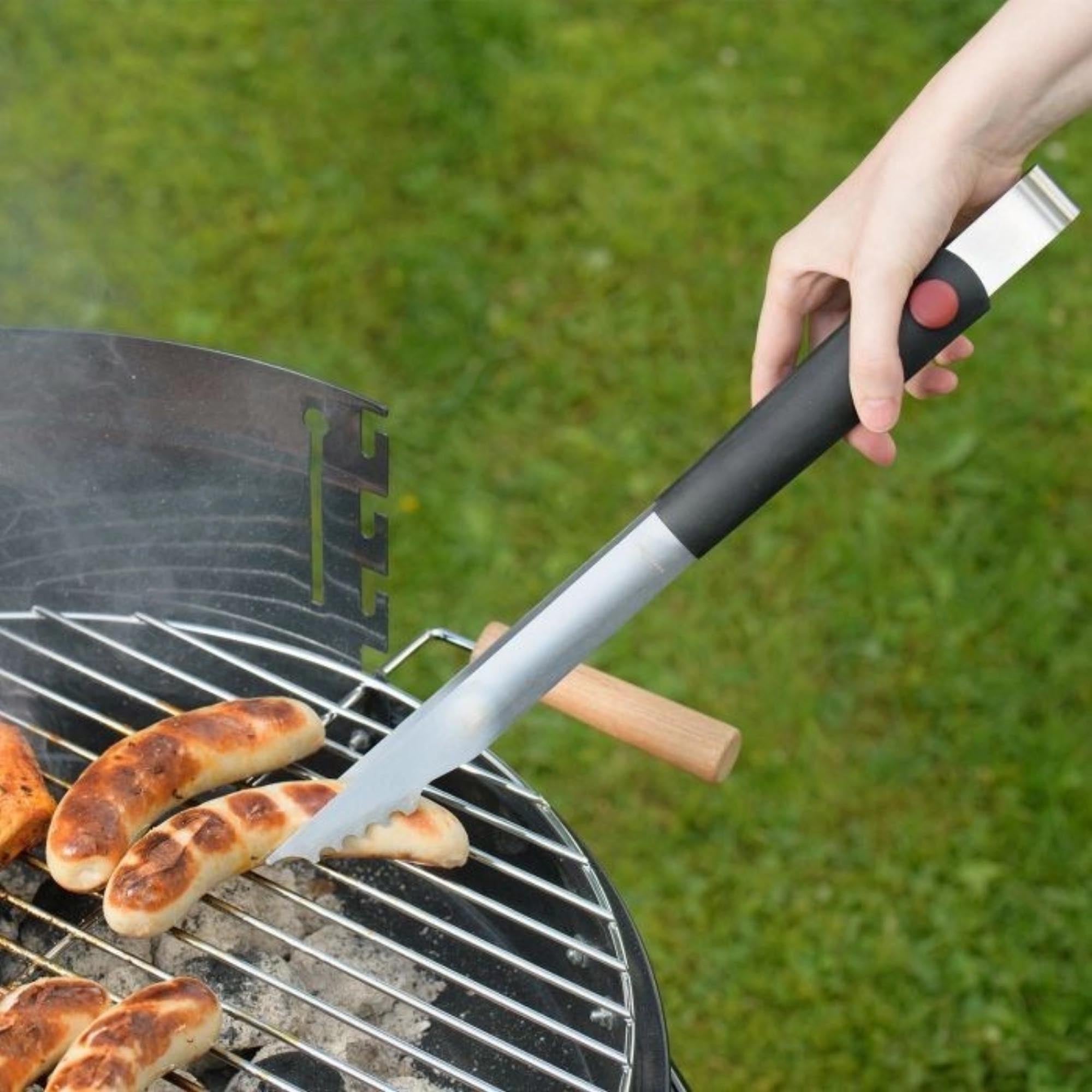 Hochwertige Grillzange von Westmark, 40 cm lang, perfekt für sicheres Wenden von Grillgut, hitzebeständig und komfortabel im Griff.