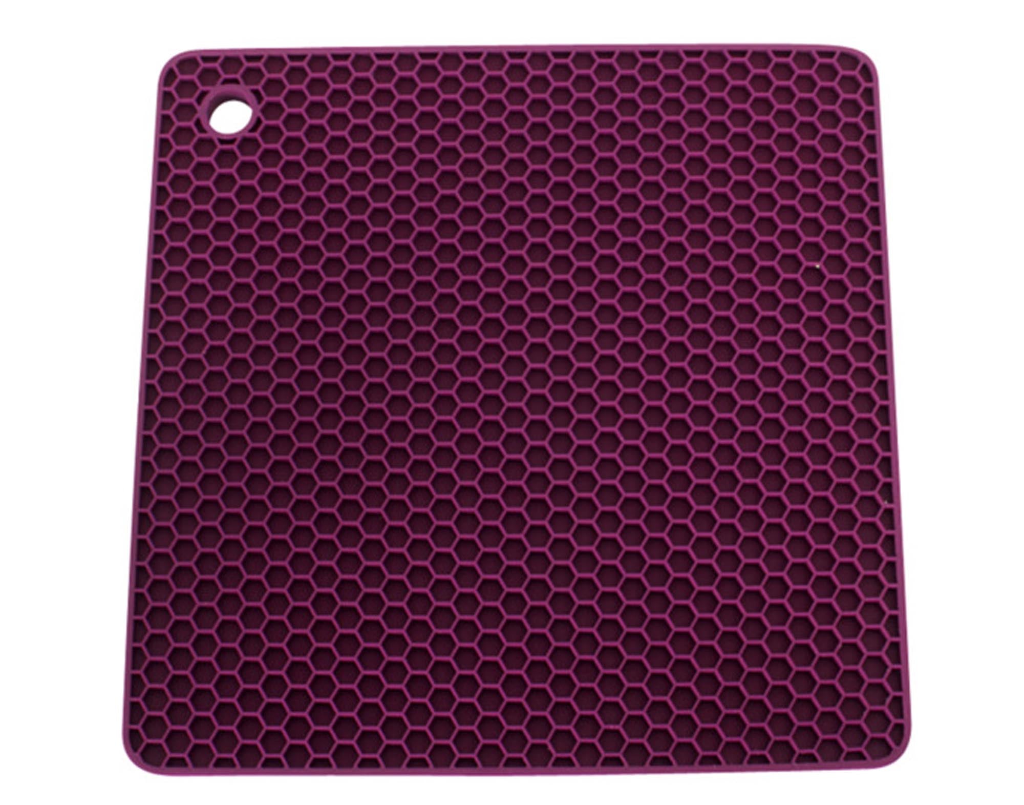 Entdecken Sie den LOTUSGRILL Topflappen in pflaumenlila! Hitzebeständig, rutschfest und leicht zu reinigen – ideal für sicheres Kochen und Backen.