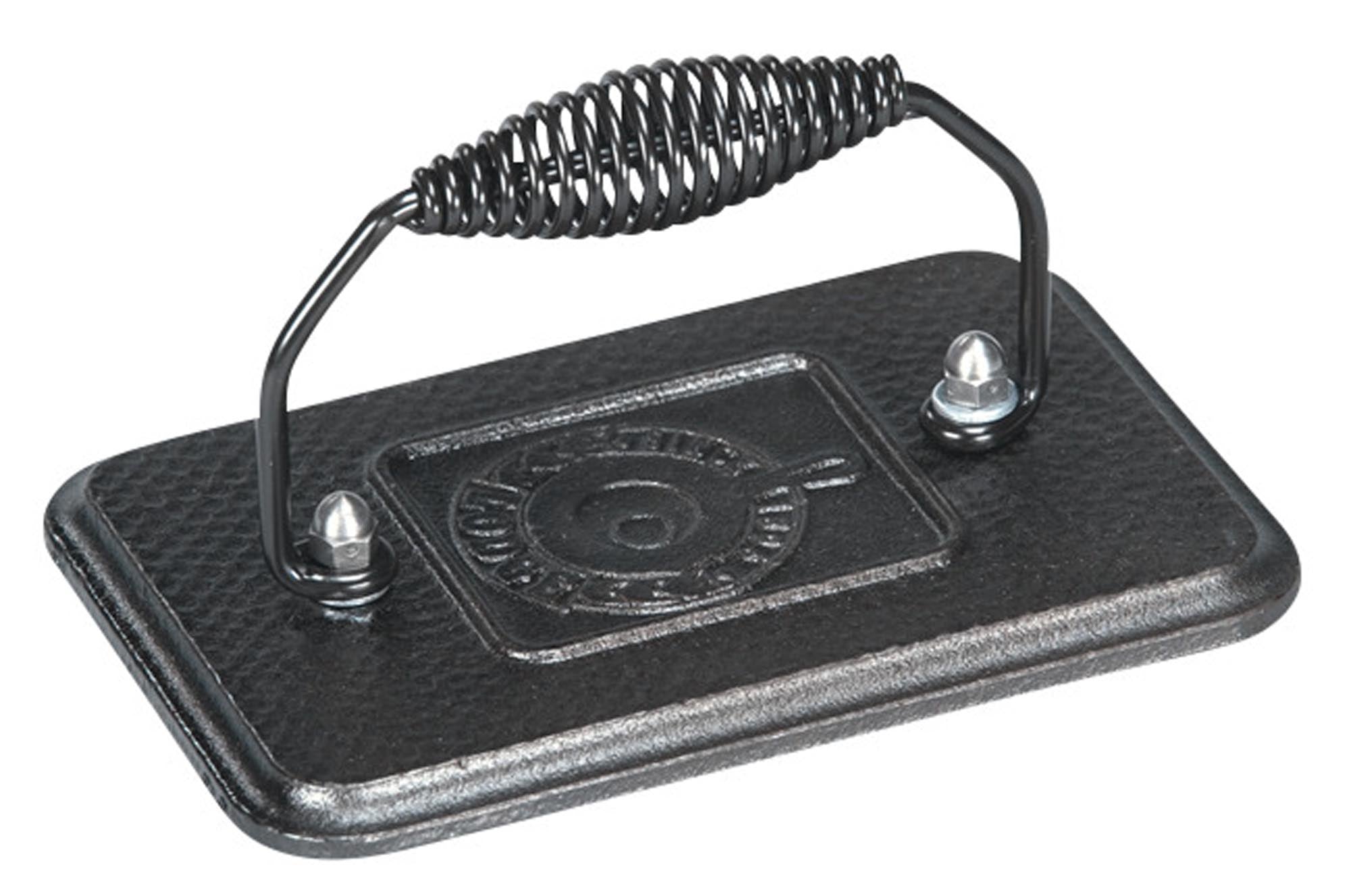 Entdecken Sie die LODGE Grillpresse 17x11.5 cm für perfekte, saftige Hamburger und Grillgerichte. Robustes Gusseisen für optimale Wärmeleitung!