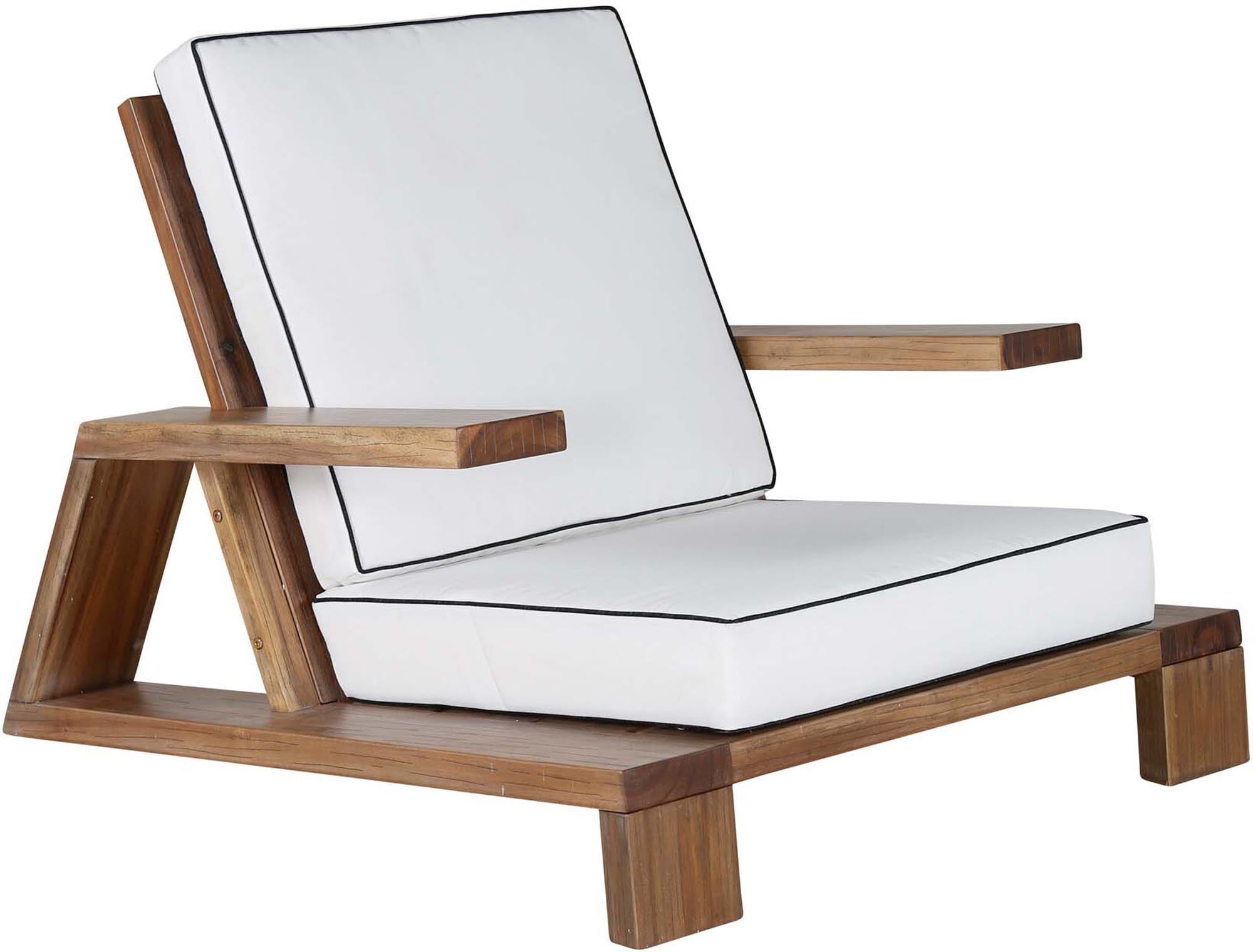 Daria Lounge Chair: Modernes Design für stilvolle Aussenbereiche.