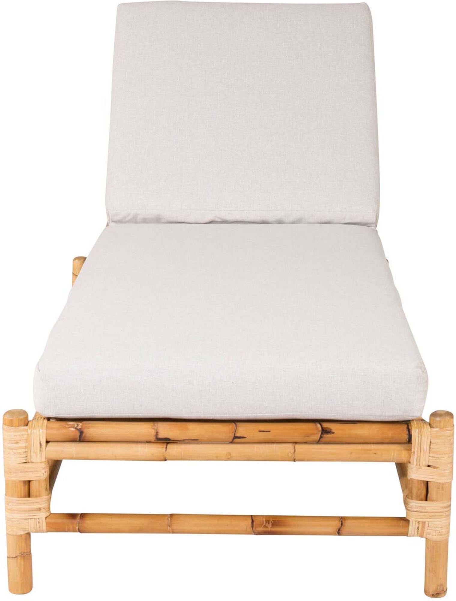 Cane Sonnenliege von Venture Home: Stilvolles Design und erstklassige Materialien für entspannte Stunden im Freien.