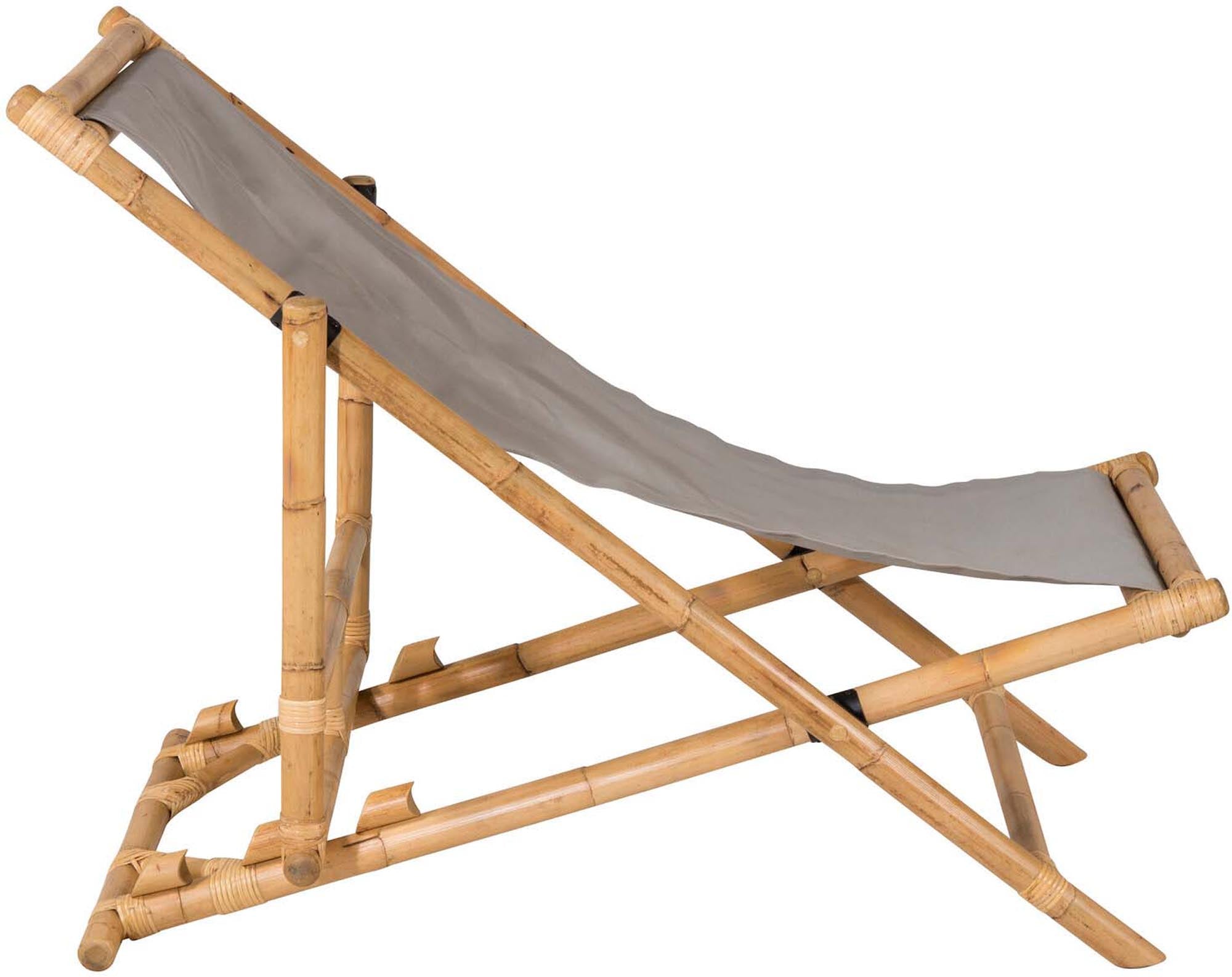 Cane Lounger von Venture Home: Klappbarer Rattan-Liegestuhl für entspannte Stunden im Freien. Stilvolles Design und hoher Komfort.