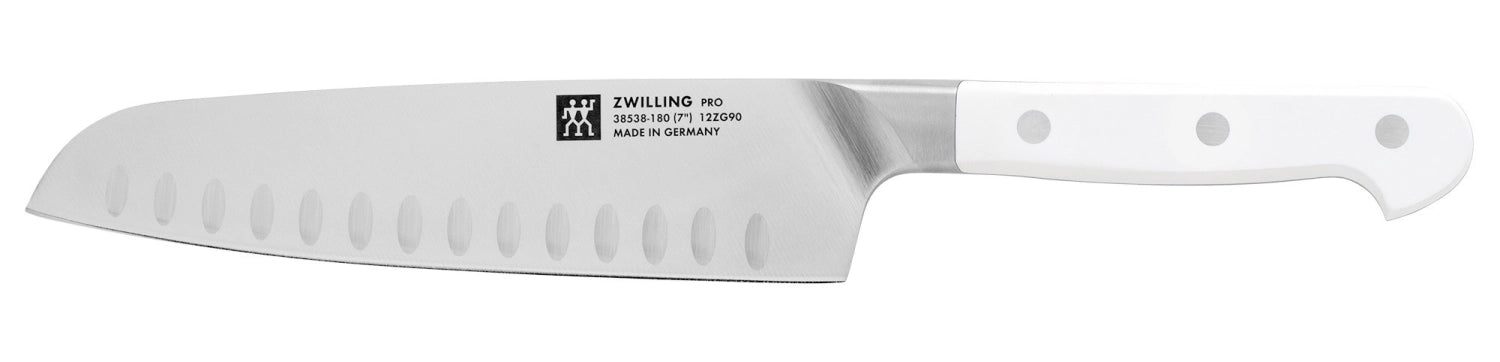 Entdecken Sie das Pro le blanc Santokumesser 180mm von Zwilling – präzise, langlebig und ideal für Gemüse, Fleisch und Fisch. Hochwertige Klinge, ergonomischer Griff.
