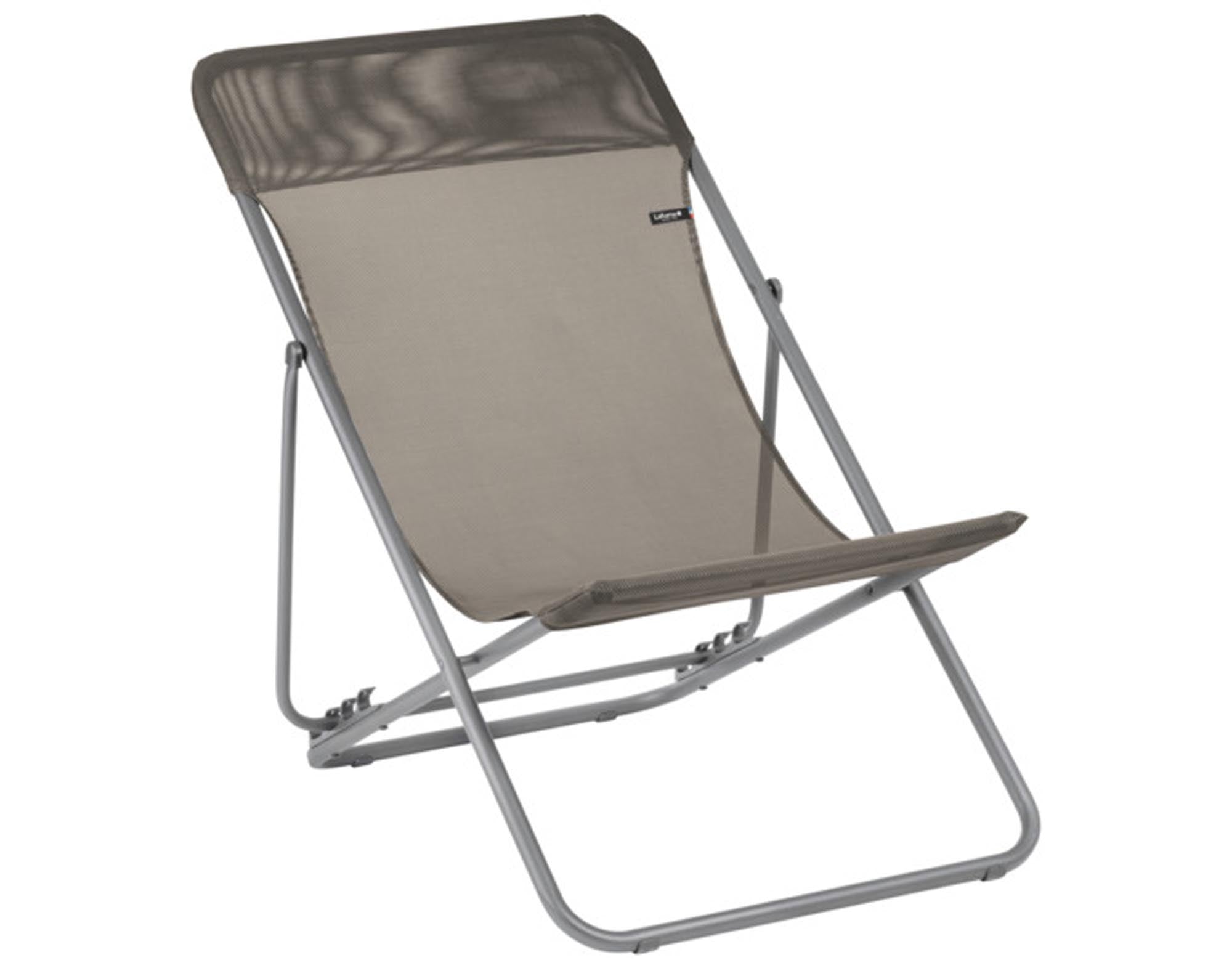 Entspannen Sie stilvoll im LAFUMA Sessel Maxi Transat graphite. Verstellbare Rückenlehne, wetterfeste Materialien und leicht transportierbar – ideal für Garten, Terrasse und Strand.