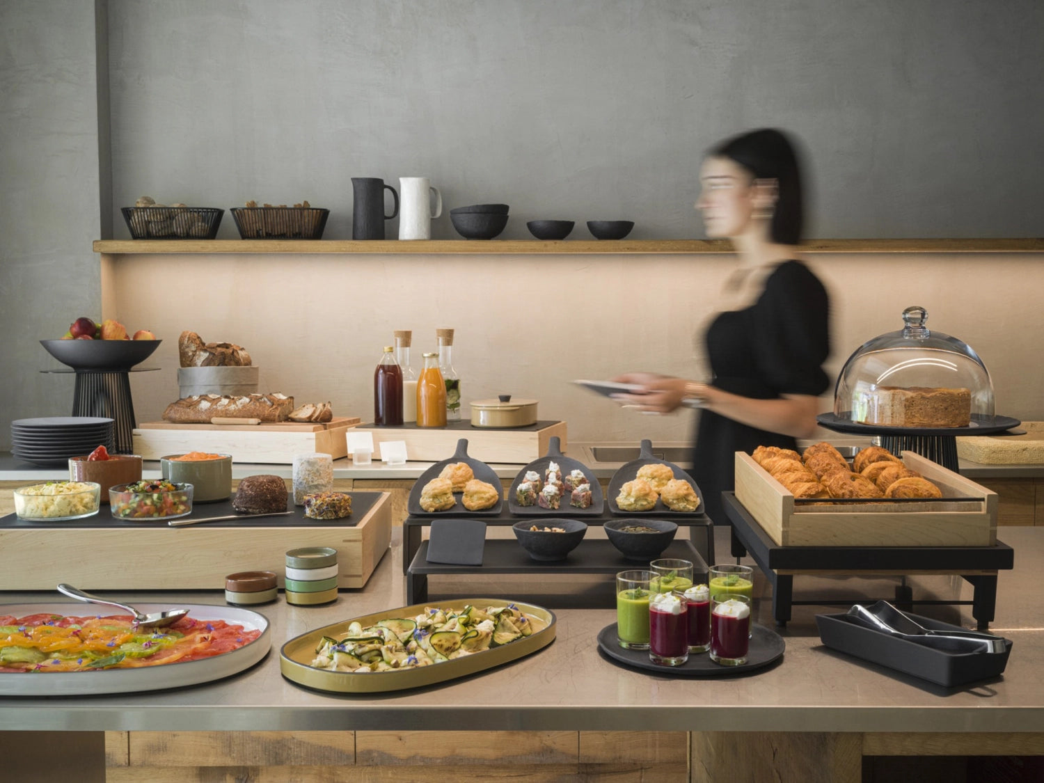 Courzevel che serve cucchiaio lucido