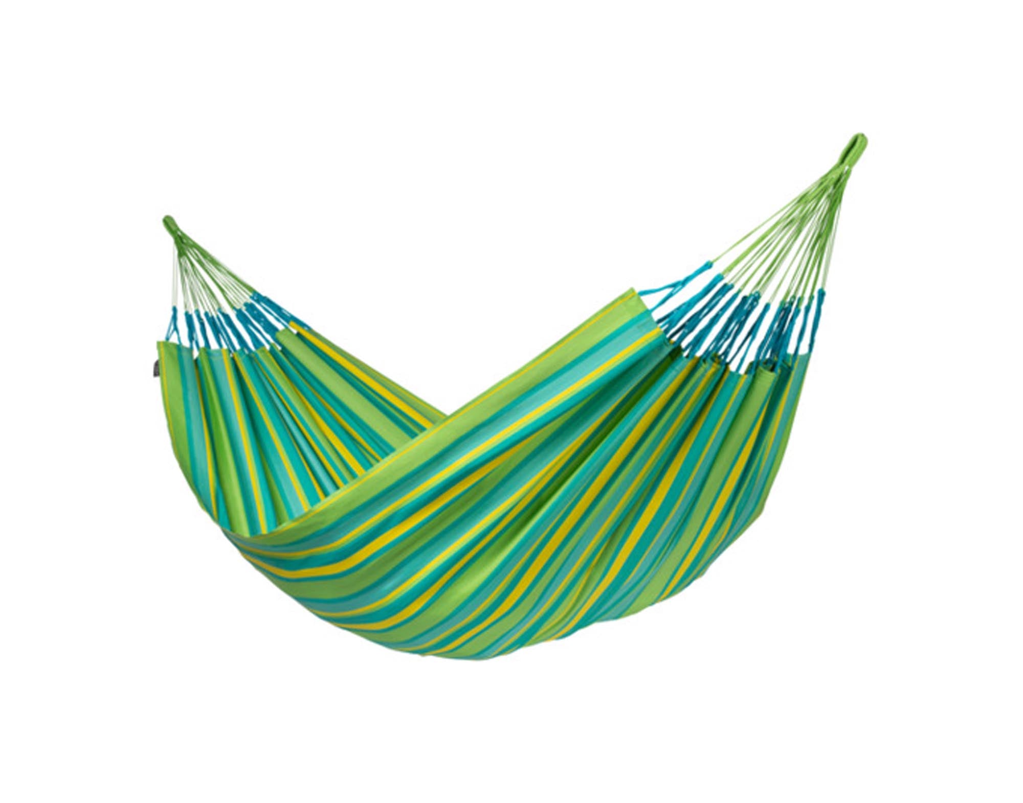 Genießen Sie entspannte Stunden in der Hängematte Brisa 180x400 cm von LA SIESTA – der perfekte Rückzugsort für drinnen und draußen.