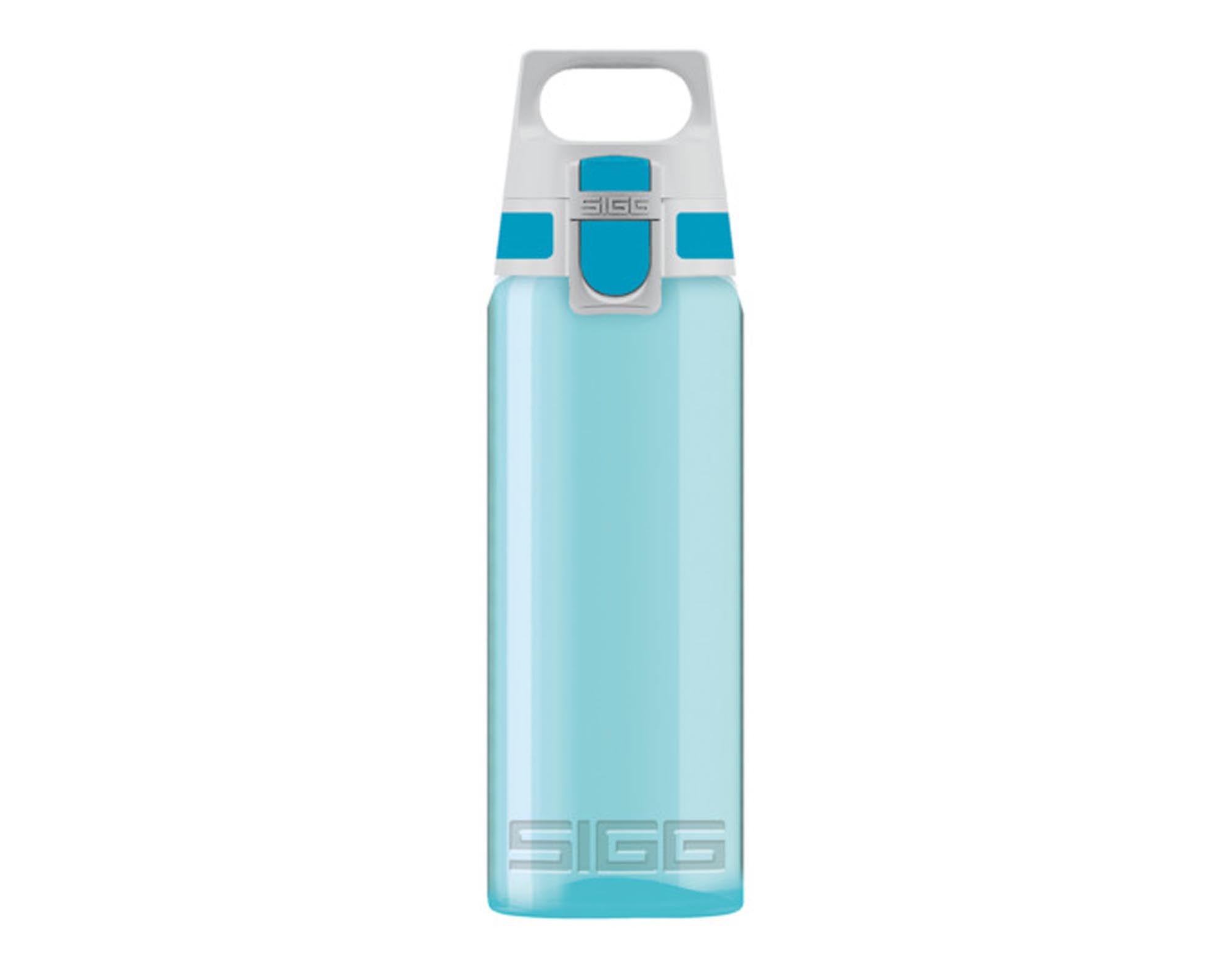 Entdecken Sie die SIGG Trinkflasche Bottle Total Color aqua 0.6 l – nachhaltig, stilvoll und BPA-frei. Ideal für unterwegs, umweltfreundlich und geschmacksneutral.