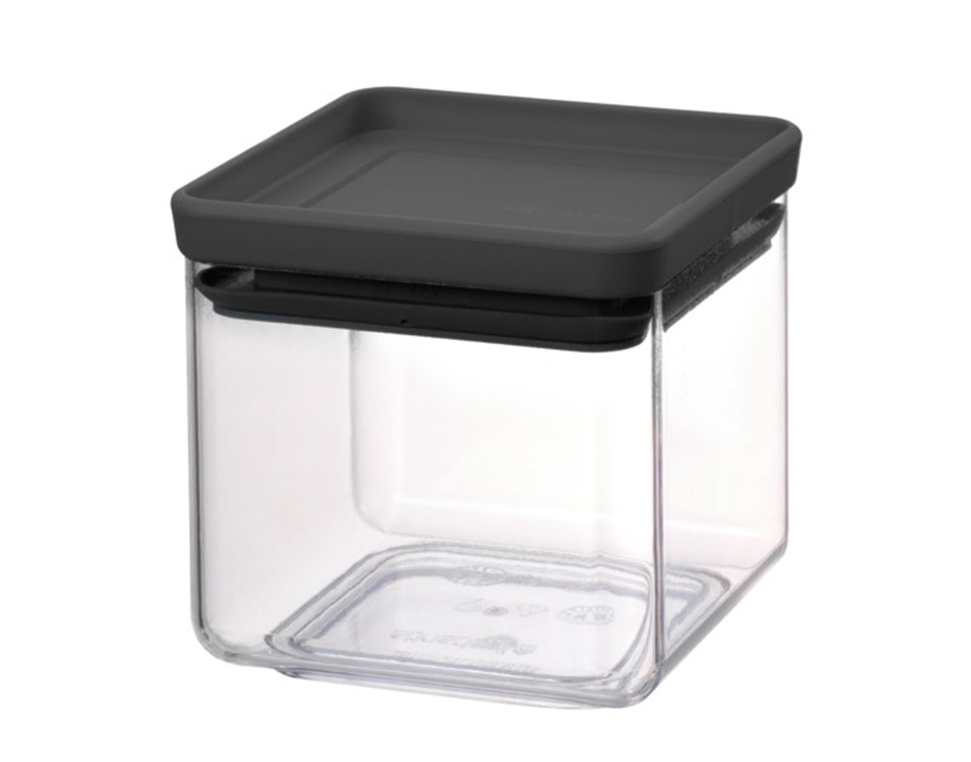 Die BRABANTIA Vorratsdose Tasty+ 0.7 l in dark grey bietet stilvolle Aufbewahrung für trockene Lebensmittel. BPA-frei, luftdicht und kompakt.